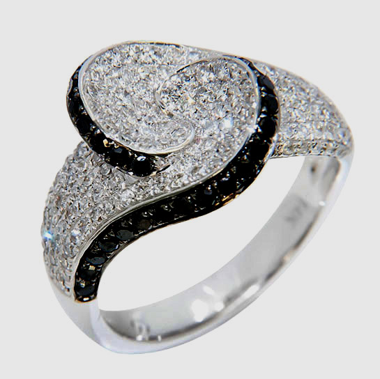 Ten of ♠ Black and White Diamonds Cocktail Ring, #MZTTT - Click Image to Close